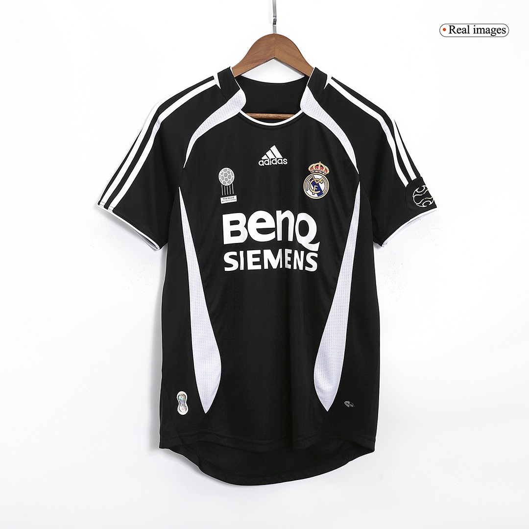 Ronaldo #9 Retro Real Madrid Away Jersey 2006/07