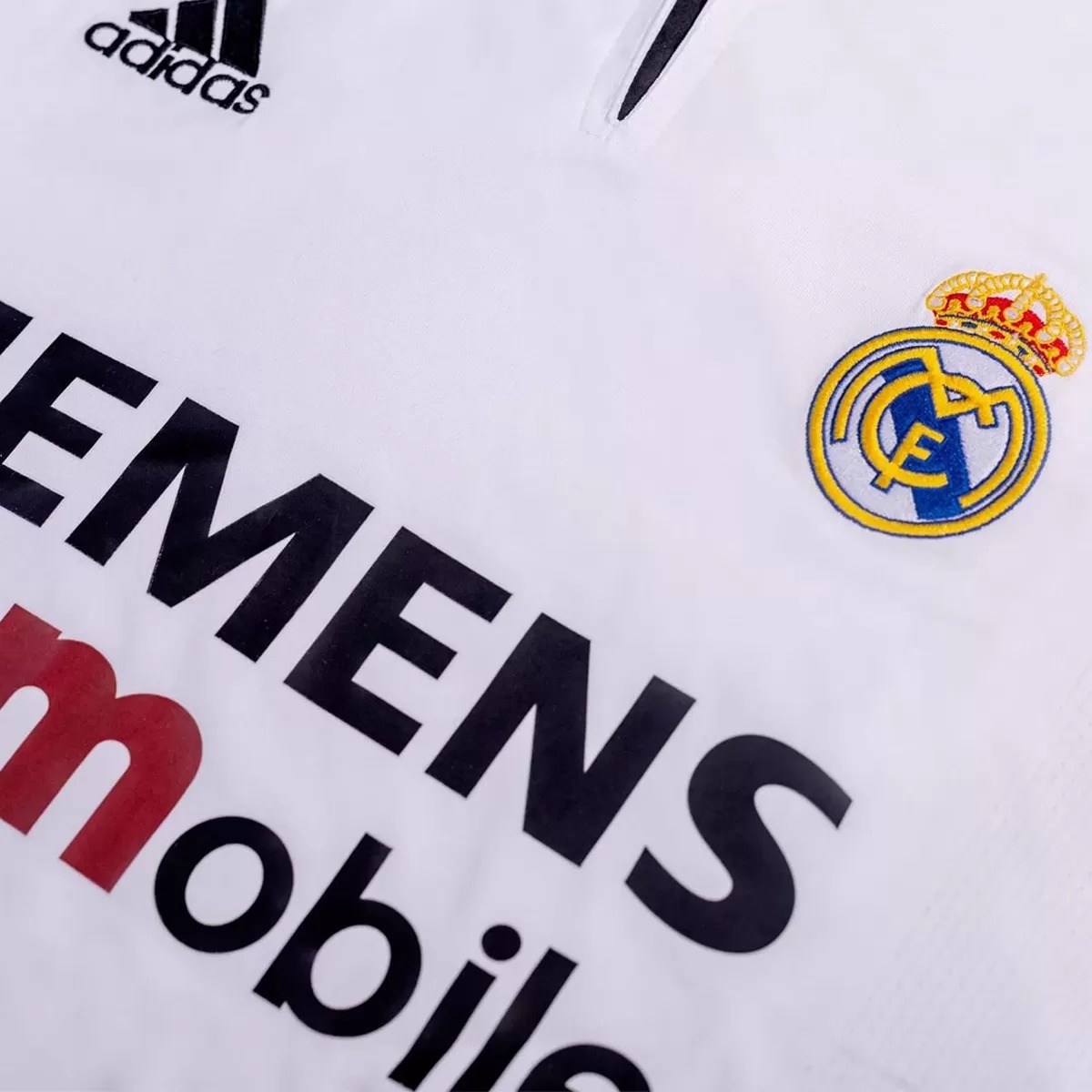Retro Real Madrid Home Jersey 2003/04
